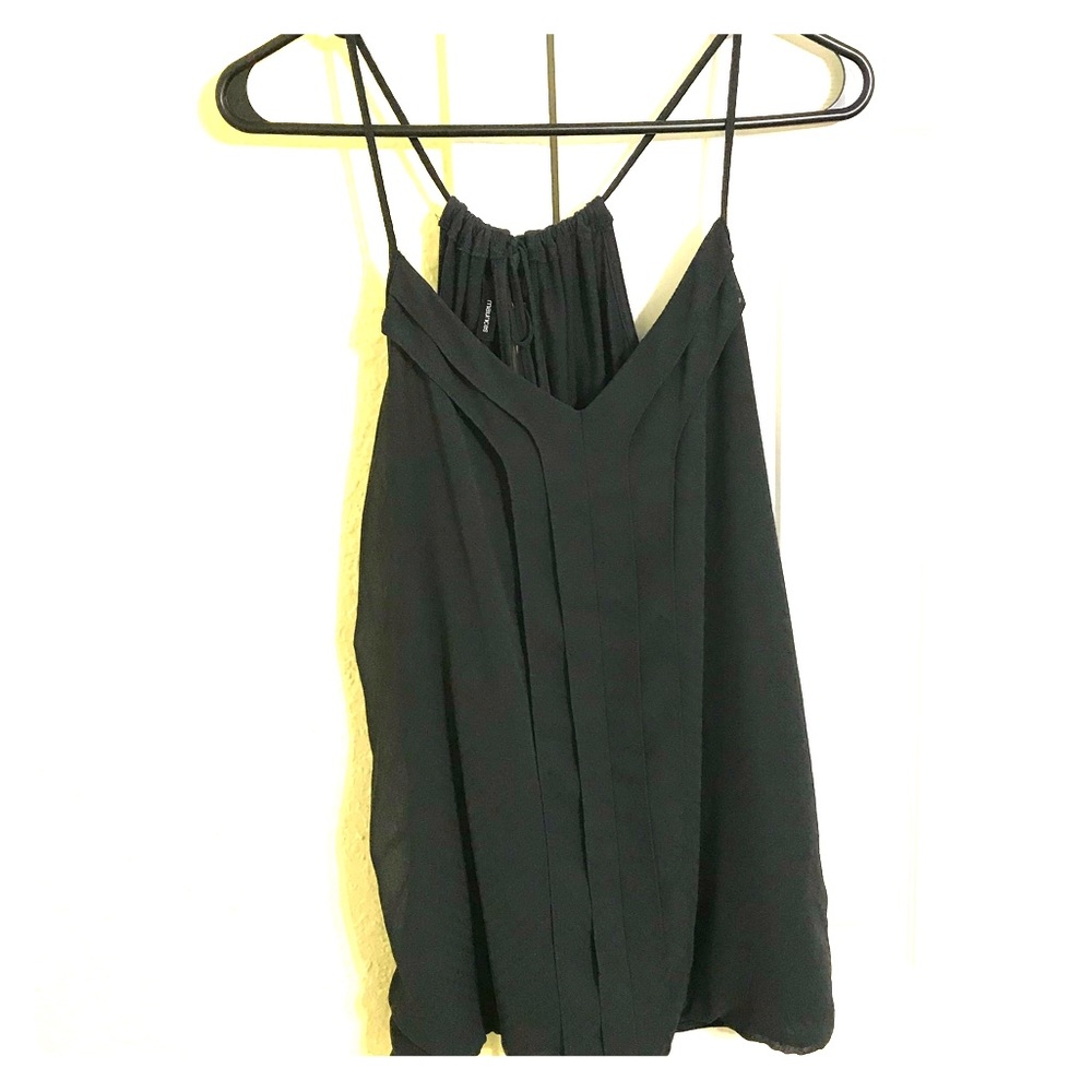 Charcoal gray tank with keyhole back